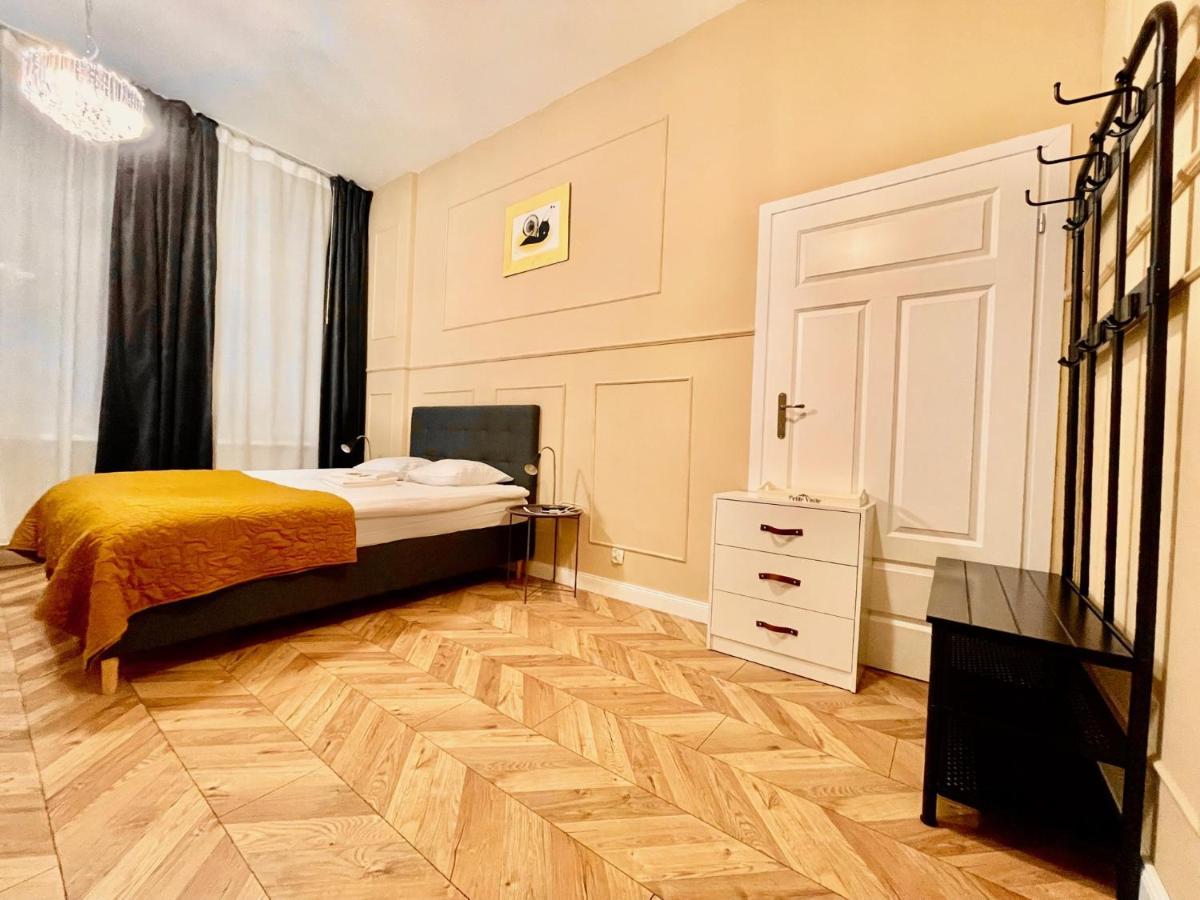 Petite Visite No 4a I 4b Stary Toruń